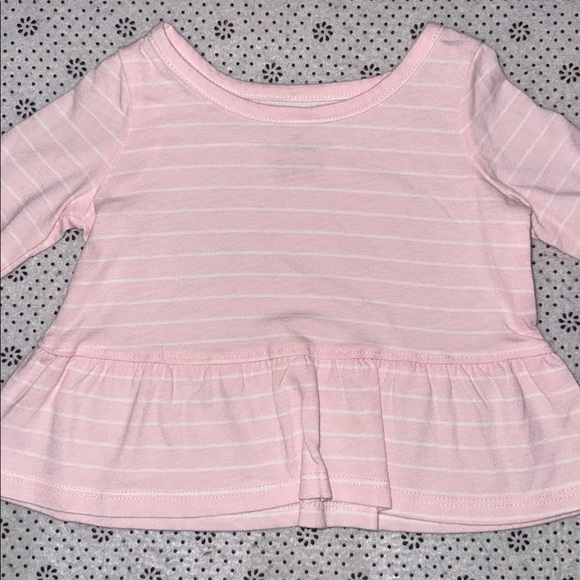 🛍Cute Little Girls Outfit size 0-3 Months 🛍 - Picture 2 of 7